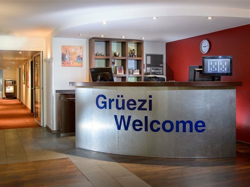 Apart-Hotel Zurich Airport Opfikon-Glattbrugg Buitenkant foto